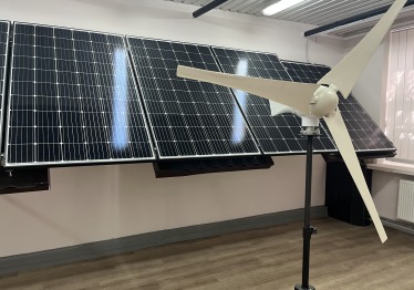 ateities-meistrai-pabukime-atsinaujinancios-energijos-irangos-montuotojais_57_01779277195-ca8be8ac4d893f75987e9f48e327f3a4.jpeg